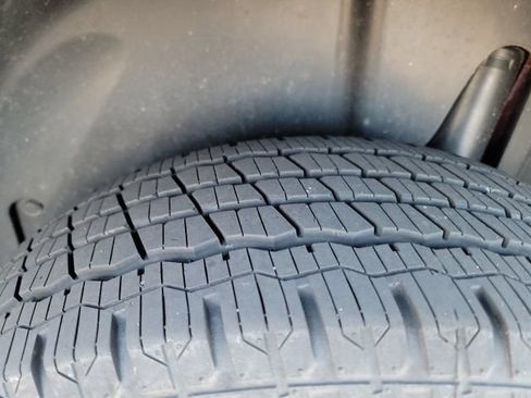 Used 2016 Chevrolet Equinox LT w/ Convenience Package AWD/4WD image 3