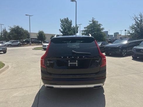 Used 2019 Volvo XC90 T6 Momentum w/ Advanced Package AWD/4WD image 6