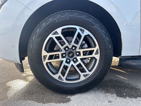 Certified 2025 Ford Expedition Active image 43