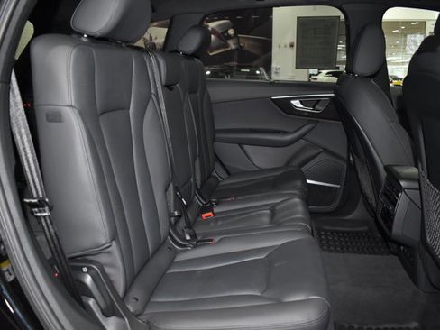 Used 2022 Audi Q7 Premium Plus w/ Premium Plus Package image 30