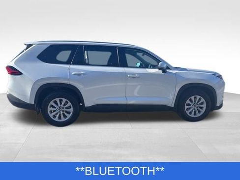 Used 2024 Toyota Grand Highlander XLE image 7