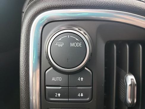 Used 2020 Chevrolet Silverado 1500 LT w/ All-Star Edition image 28