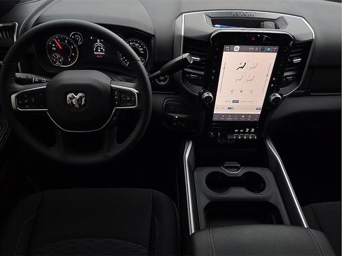 Used 2025 RAM 2500 Big Horn image 9