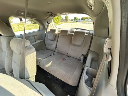 Used 2016 Honda Odyssey EX image 13