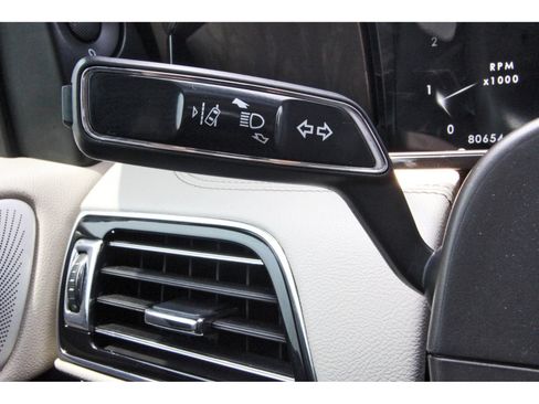 Used 2021 Lincoln Navigator Reserve w/ Luxury Package RWD image 21