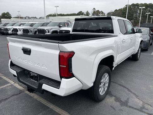 New 2026 Toyota Tacoma TRD Off-Road AWD/4WD image 12