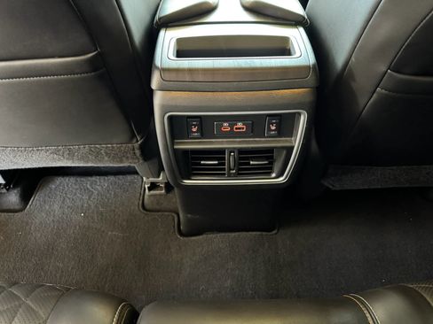 Used 2023 Nissan Murano Platinum w/ Cargo Package FWD image 21