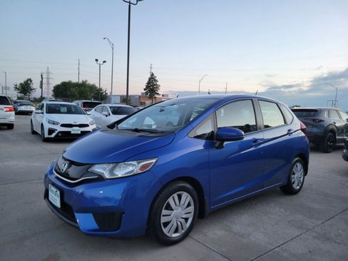 Used 2016 Honda Fit LX image 3