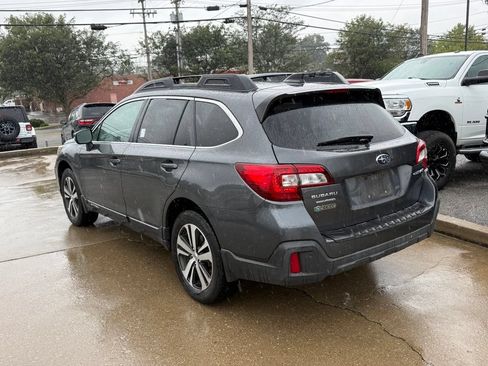 Used 2018 Subaru Outback 2.5i Limited AWD/4WD image 8