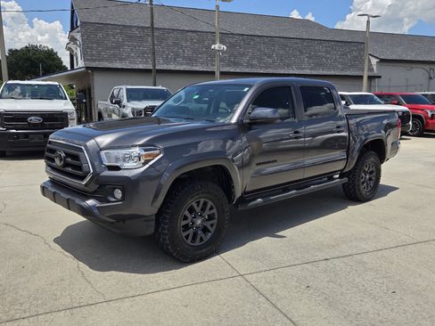 Certified 2023 Toyota Tacoma SR5 RWD image 3
