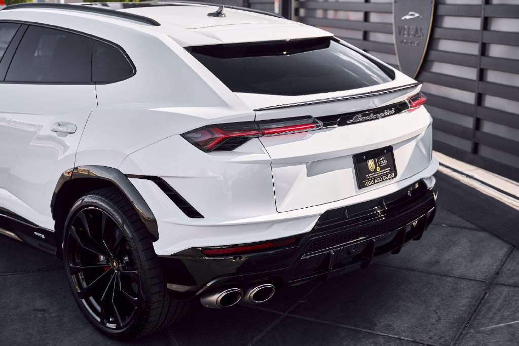 Used 2023 Lamborghini Urus S AWD/4WD image 8