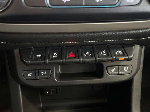 Used 2019 GMC Canyon Denali AWD/4WD image 23