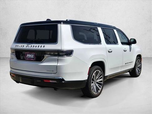 Used 2024 Jeep Grand Wagoneer L Series III image 5