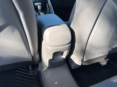 New 2025 Hyundai Elantra Sport image 16