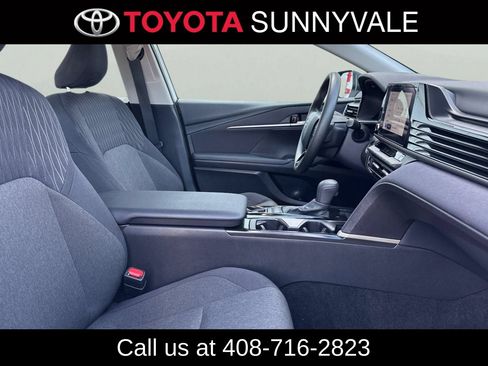 Used 2025 Toyota Camry LE FWD image 19