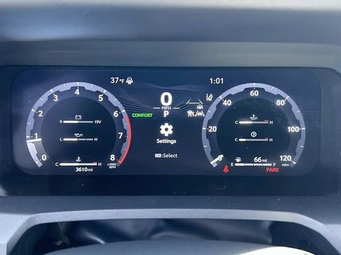 Used 2025 Toyota 4Runner Limited w/ Tow Technology Package image 37