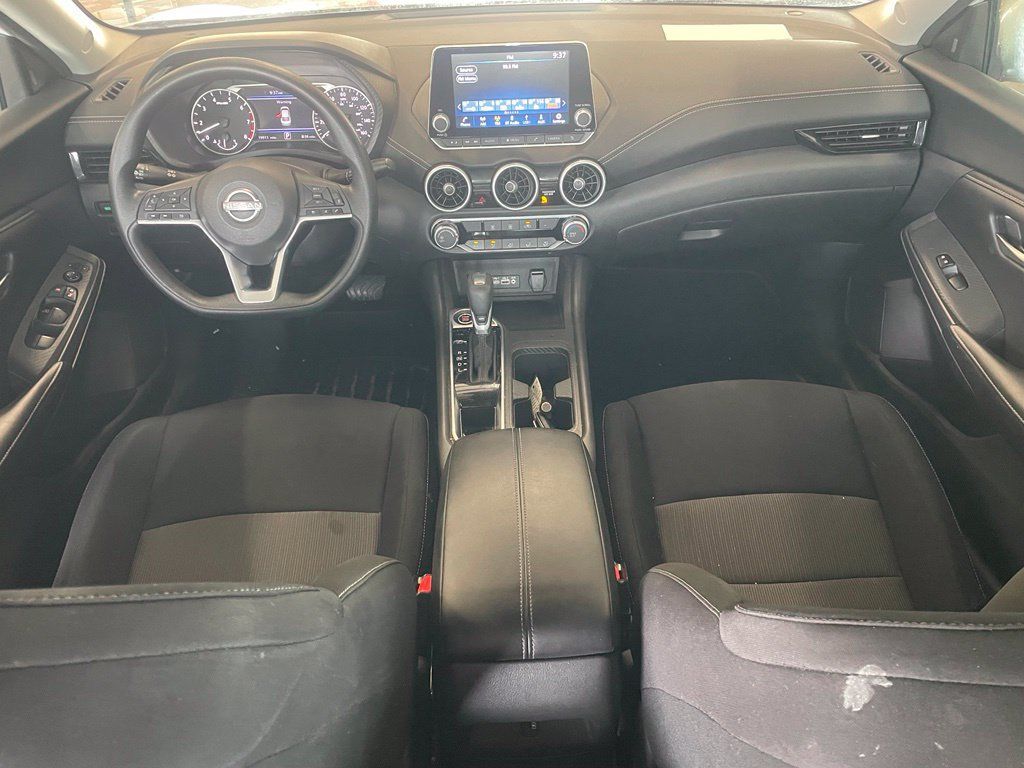 Certified 2025 Nissan Sentra SV FWD image 11