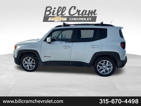 Used 2016 Jeep Renegade Latitude image 26
