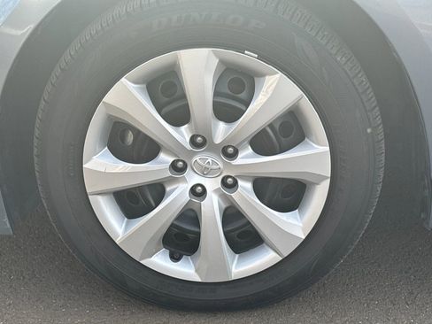 Used 2025 Toyota Corolla LE image 27