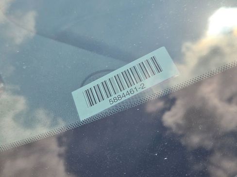 Used 2025 Ford Escape ST-Line AWD/4WD image 9