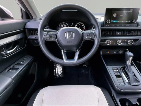 Used 2024 Honda CR-V LX image 9