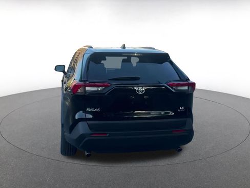 Used 2025 Toyota RAV4 LE image 9