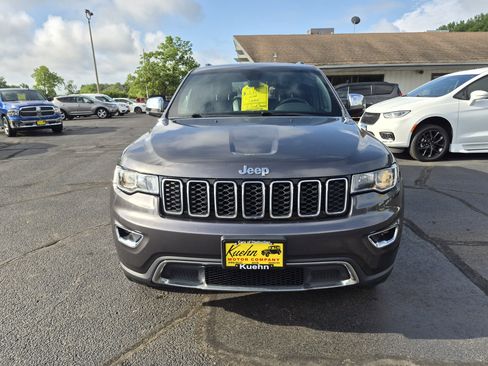 Used 2018 Jeep Grand Cherokee Limited AWD/4WD image 3