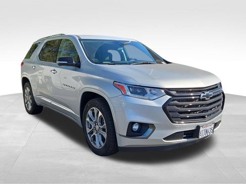 Used 2020 Chevrolet Traverse Premier w/ LPO, Blackout Package AWD/4WD image 1