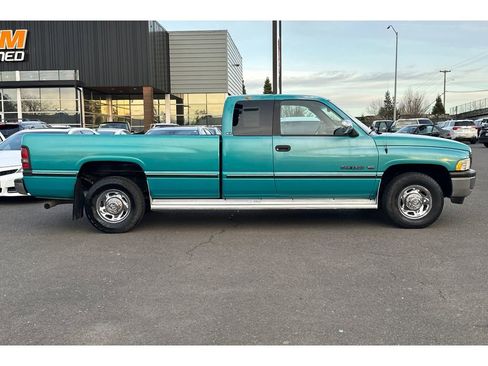 Used 1997 Dodge Ram 2500 Truck ST image 3