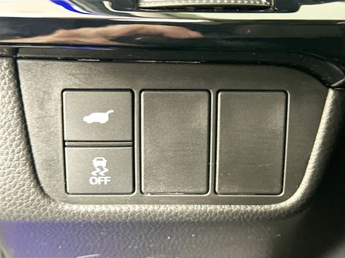 Used 2025 Honda CR-V EX-L image 17