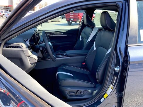 New 2026 Toyota Camry SE image 9