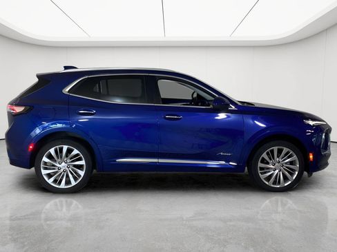 Used 2024 Buick Envision Avenir AWD/4WD image 8