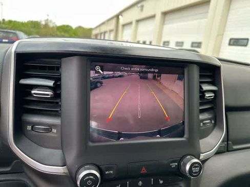 Used 2019 RAM 1500 Big Horn image 9