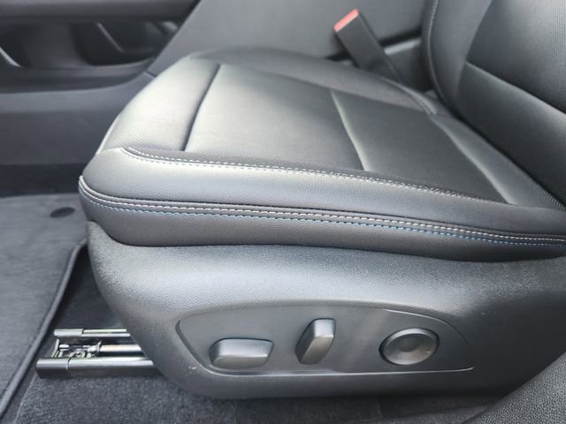 New 2026 Chevrolet Equinox EV LT w/ Convenience Package II FWD image 49