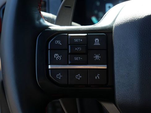 Used 2025 Ford F150 Raptor AWD/4WD image 18
