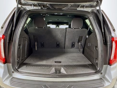 Used 2024 GMC Yukon SLE AWD/4WD image 28