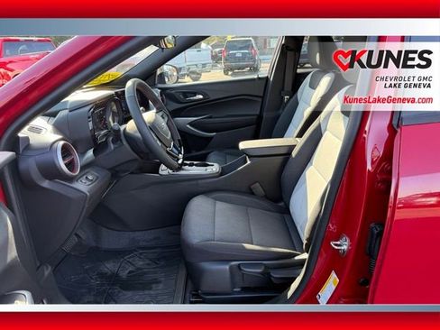New 2026 Chevrolet Trax RS w/ Driver Confidence Package image 13