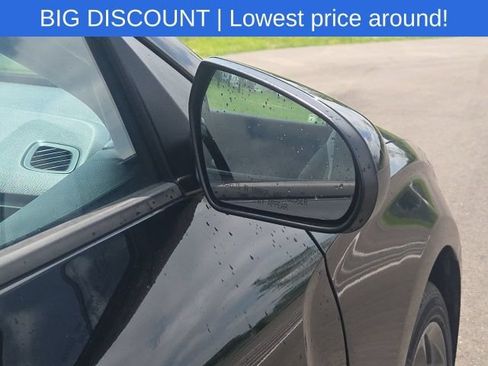 Used 2019 Hyundai Veloster 2.0 FWD image 7
