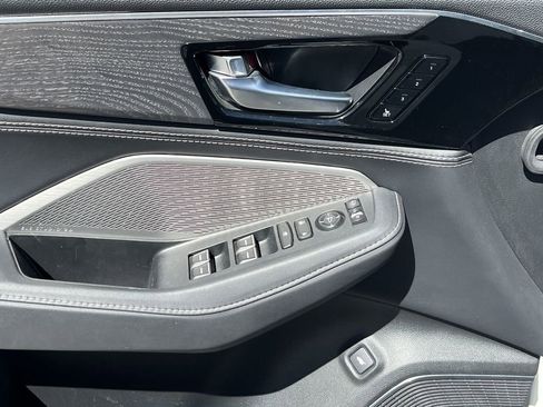 Used 2023 Acura MDX SH-AWD w/ Advance Package image 13