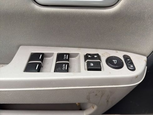 Used 2011 Honda Pilot EX image 17