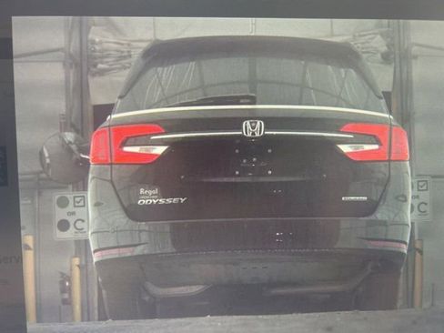 Used 2022 Honda Odyssey Touring image 12