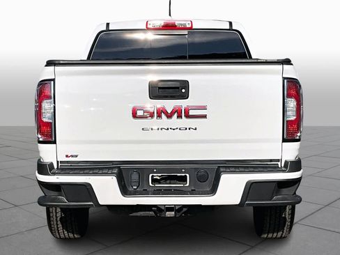 Used 2022 GMC Canyon Elevation w/ Trailering Package image 4