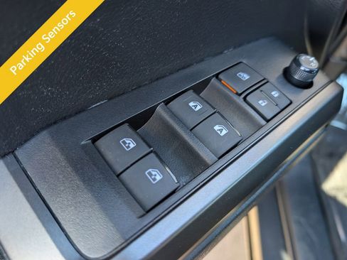 Used 2022 Toyota Tacoma TRD Off-Road w/ TRD Premium Off Road Package image 12