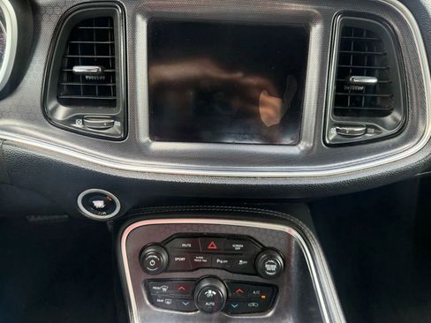 Used 2017 Dodge Challenger GT w/ Driver Convenience Group image 29