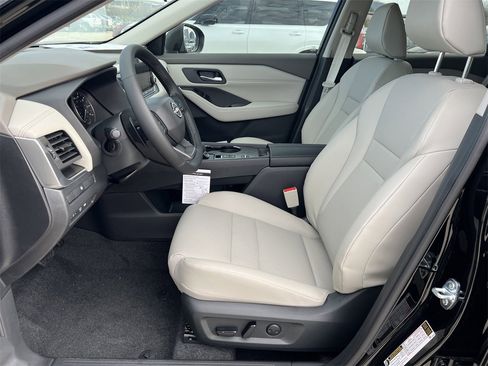 New 2026 Nissan Rogue SV image 14