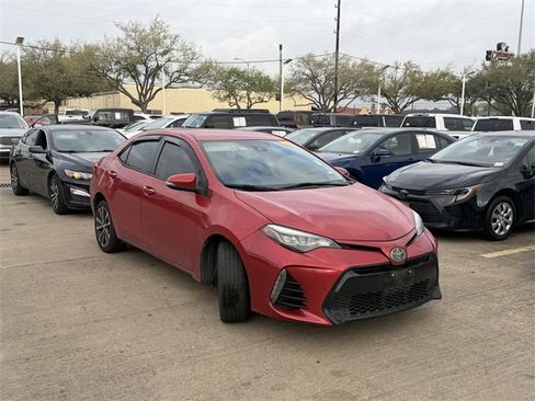 Used 2018 Toyota Corolla SE image 3