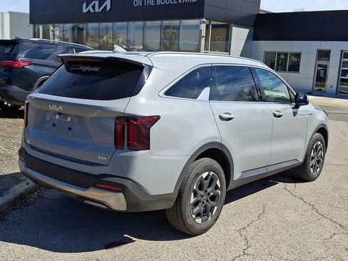 Certified 2026 Kia Sorento S image 6