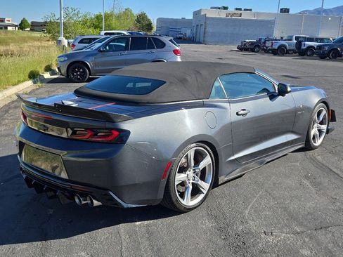 Used 2017 Chevrolet Camaro SS RWD image 5