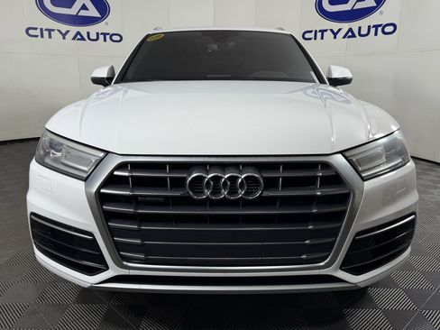 Used 2018 Audi Q5 Premium w/ Convenience Package image 2