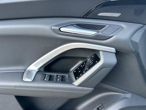 New 2025 Audi Q5 Premium Plus image 10